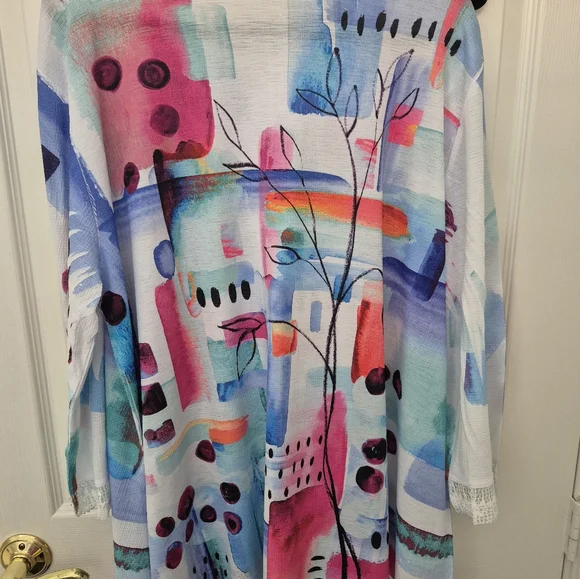 Jess And Jane Abstract Multicolor Tunic Top - Picture 6 of 7